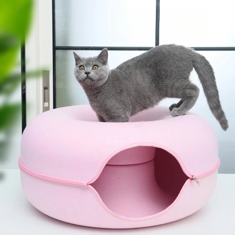 2023 New Design Solid Pattern Cat Tunnel Bed Washable Indoor Pet Cave Bed with Accessories Donut Cat Cave Tunnel